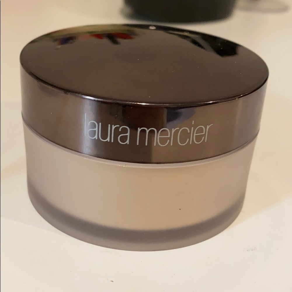 Laura Mercier translucent setting powder